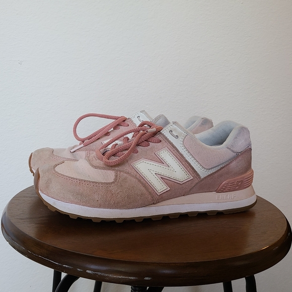 ♡Womans new Balance WL574SAZ size 9.5 (lightpink)♡ - Picture 5 of 14